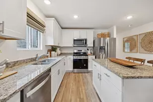 14069 Ladbroke St, Pilot Point, TX 76258 - Photo 2