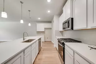 8330 Bayside Dr, Rowlett, TX 75088 - Photo 4