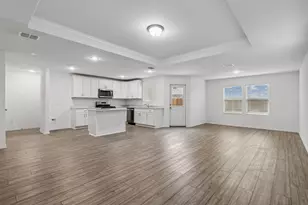 1905 Vlg Crk Ln, Denton, TX 76208 - Photo 4