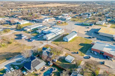 201 N Spears Street, Alvarado, TX 76009 - Photo 14