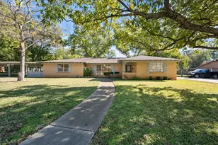 4316 Ashmore Dr, North Richland Hills, TX 76180 - Photo 2