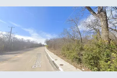 4909 Brentwood Stair Road, Fort Worth, TX 76103 - Photo 4