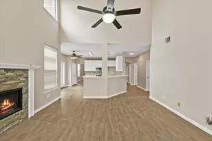 3932 Valez Dr, Carrollton, TX 75007 - Photo 12