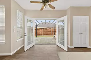 3932 Valez Dr, Carrollton, TX 75007 - Photo 16