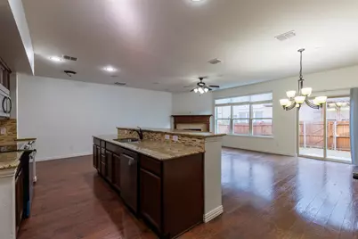 394 Teague Drive, Lewisville, TX 75067 - Photo 12