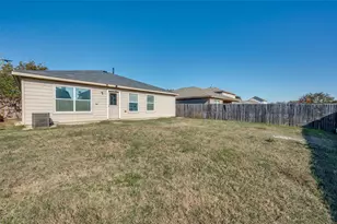 609 Misty Mountain Dr, Fort Worth, TX 76140 - Photo 12