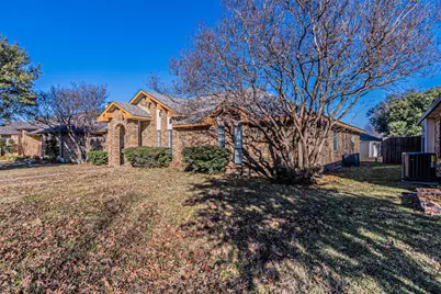 2606 Hollow Bend, Mesquite, TX 75150 - Photo 2