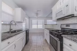 2606 Hollow Bend, Mesquite, TX 75150 - Photo 8