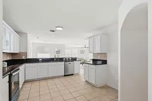 2040 Club Oak Dr, Heartland, TX 75126 - Photo 6