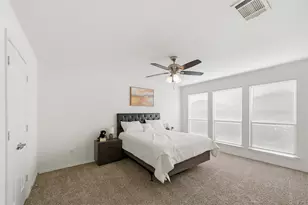 2040 Club Oak Dr, Heartland, TX 75126 - Photo 8