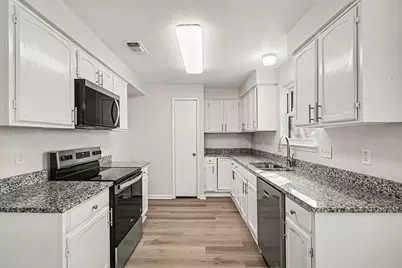 2316 Busch Drive, Arlington, TX 76014 - Photo 6