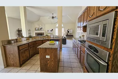 819 Paisley Lane, Red Oak, TX 75154 - Photo 10