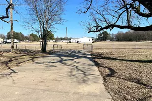 13601 Woodridge, Eustace, TX 75124 - Photo 2