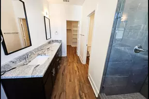 13325 Bee St, Farmers Branch, TX 75234 - Photo 10