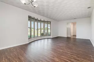 2640 Lakeland Dr, Dallas, TX 75228 - Photo 2