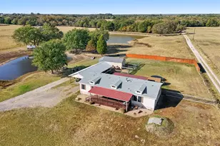 10821 County Road 2503, Eustace, TX 75124 - Photo 4