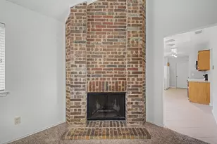 507 Claymore Dr, Euless, TX 76040 - Photo 12