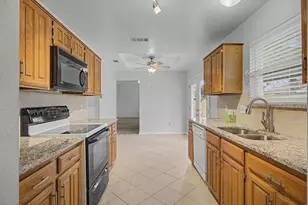 507 Claymore Dr, Euless, TX 76040 - Photo 16