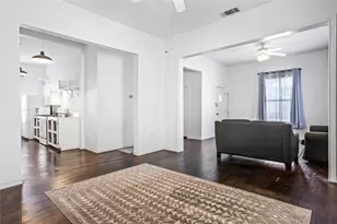 1819 College Ave, Fort Worth, TX 76110 - Photo 8