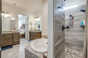 105 N Hadley Rd, Godley, TX 76044 - Photo 22