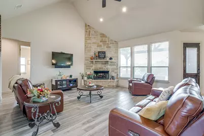 105 N Hadley Road, Godley, TX 76044 - Photo 8