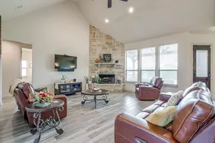 105 N Hadley Rd, Godley, TX 76044 - Photo 8