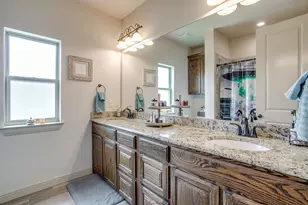 105 N Hadley Rd, Godley, TX 76044 - Photo 24