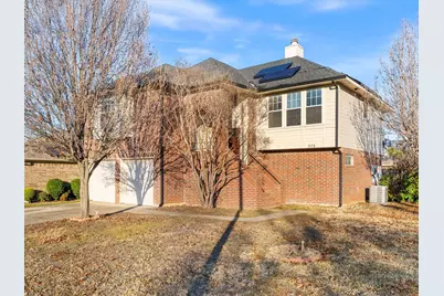 1115 Middlebury Lane, Euless, TX 76040 - Photo 2