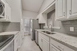 2204 W Park Blvd, Plano, TX 75075 - Photo 18