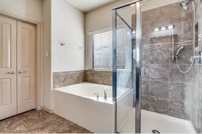 5109 Glen Meadow Drive, Arlington, TX 76001 - Photo 8