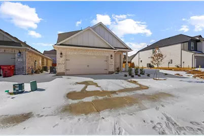 3504 Cloverleaf Lane, Sherman, TX 75092 - Photo 2