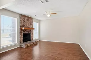 2408 Summer Pl Dr, Arlington, TX 76014 - Photo 2