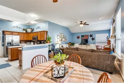 115 Dogwood Trail, Shady Shores, TX 76208 - Photo 10