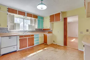 1525 Jenson Rd, Fort Worth, TX 76112 - Photo 12