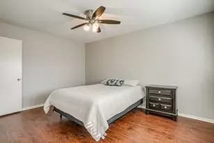 7929 Royal Ln, Dallas, TX 75230 - Photo 26