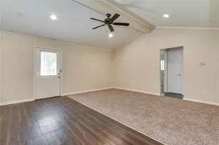 1310 Willowbrook St, Lancaster, TX 75134 - Photo 12