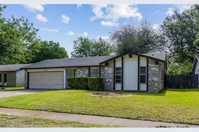 1310 Willowbrook Street, Lancaster, TX 75134 - Photo 2