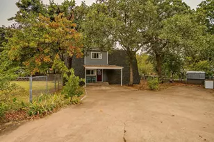 4306 Elmwood Ct, Granbury, TX 76049 - Photo 36