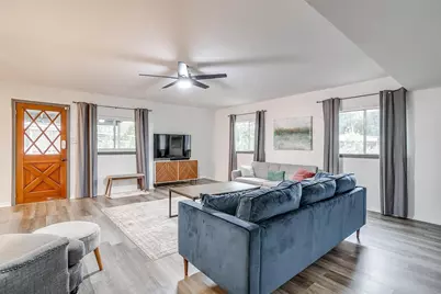 4306 Elmwood Court, Granbury, TX 76049 - Photo 4