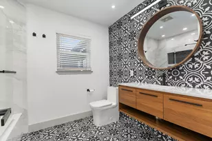 9929 Gooding Dr, Dallas, TX 75220 - Photo 14