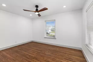 9929 Gooding Dr, Dallas, TX 75220 - Photo 8