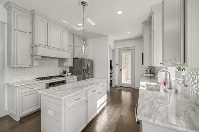 200 Harbor Hills Drive, Flower Mound, TX 75028 - Photo 10