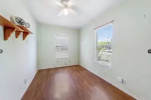 2221 Varsity Dr, Grand Prairie, TX 75051 - Photo 6