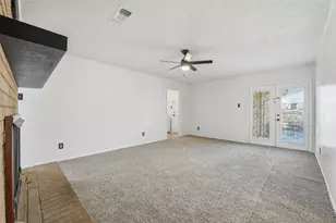 5201 Cloyce Ct, North Richland Hills, TX 76180 - Photo 10