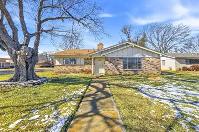 5201 Cloyce Court, North Richland Hills, TX 76180 - Photo 2