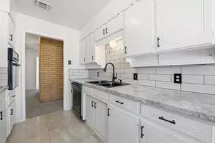 5201 Cloyce Ct, North Richland Hills, TX 76180 - Photo 6