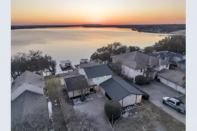 5300 Comanche Vista Trail, De Cordova, TX 76049 - Photo 1