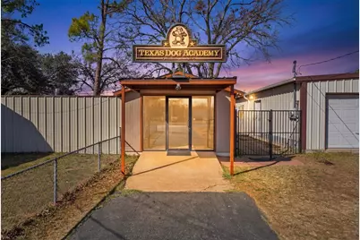 5920 Walnut Creek Drive, Granbury, TX 76049 - Photo 28