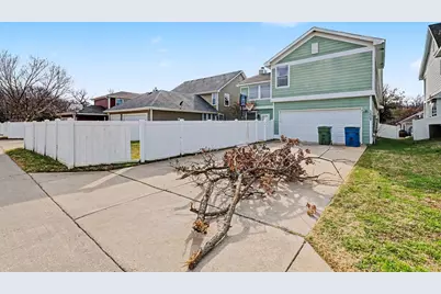 1808 Plymouth Drive, Aubrey, TX 76227 - Photo 32