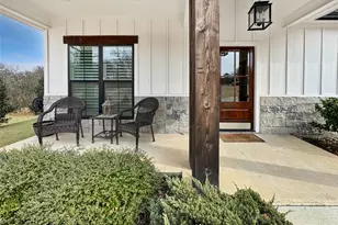 405 Ridgeview Rd, Sherman, TX 75092 - Photo 2